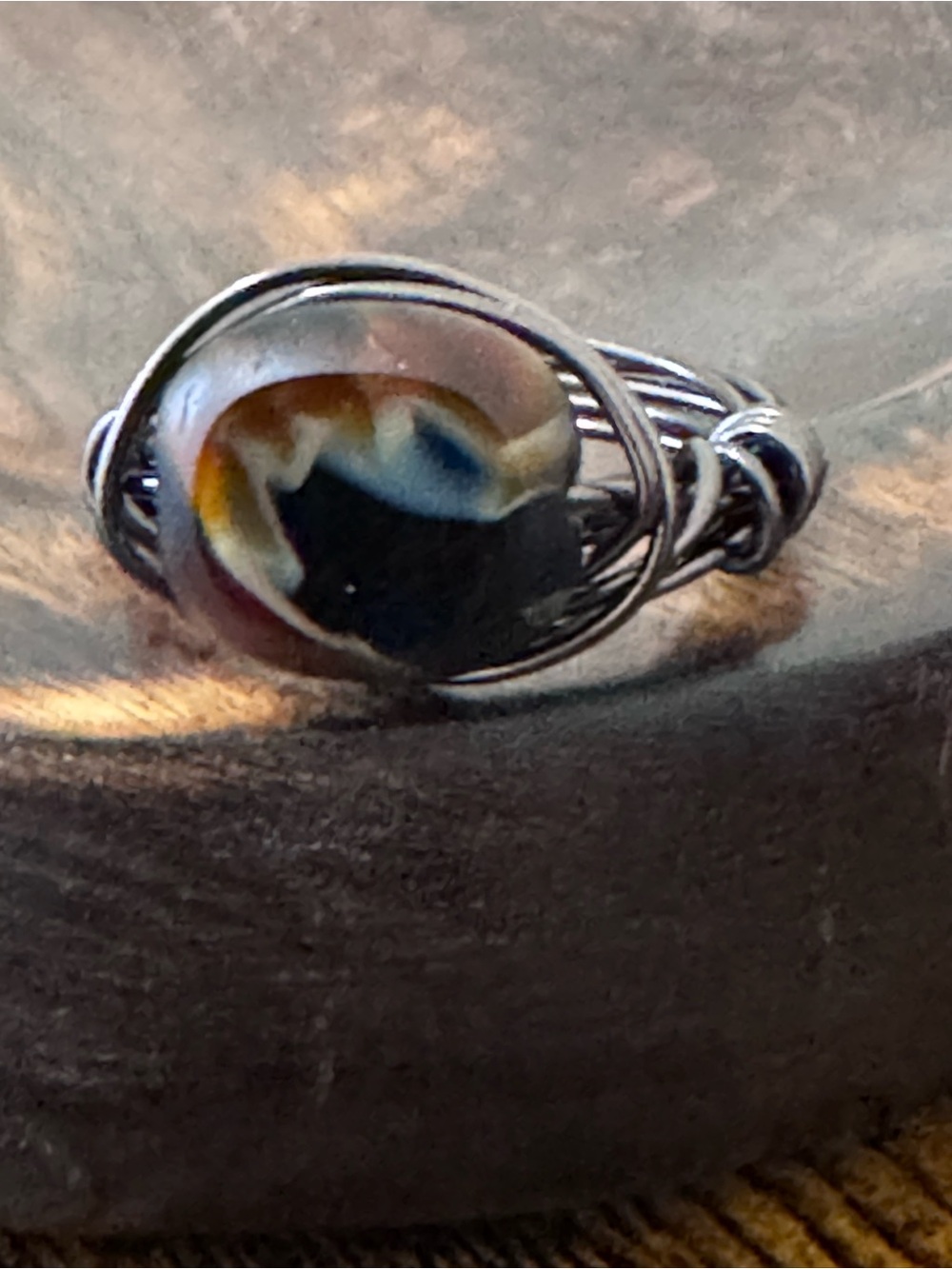 Rustic Agate Bead Wire-Wrapped Ring size 8 - Picture 2 of 3